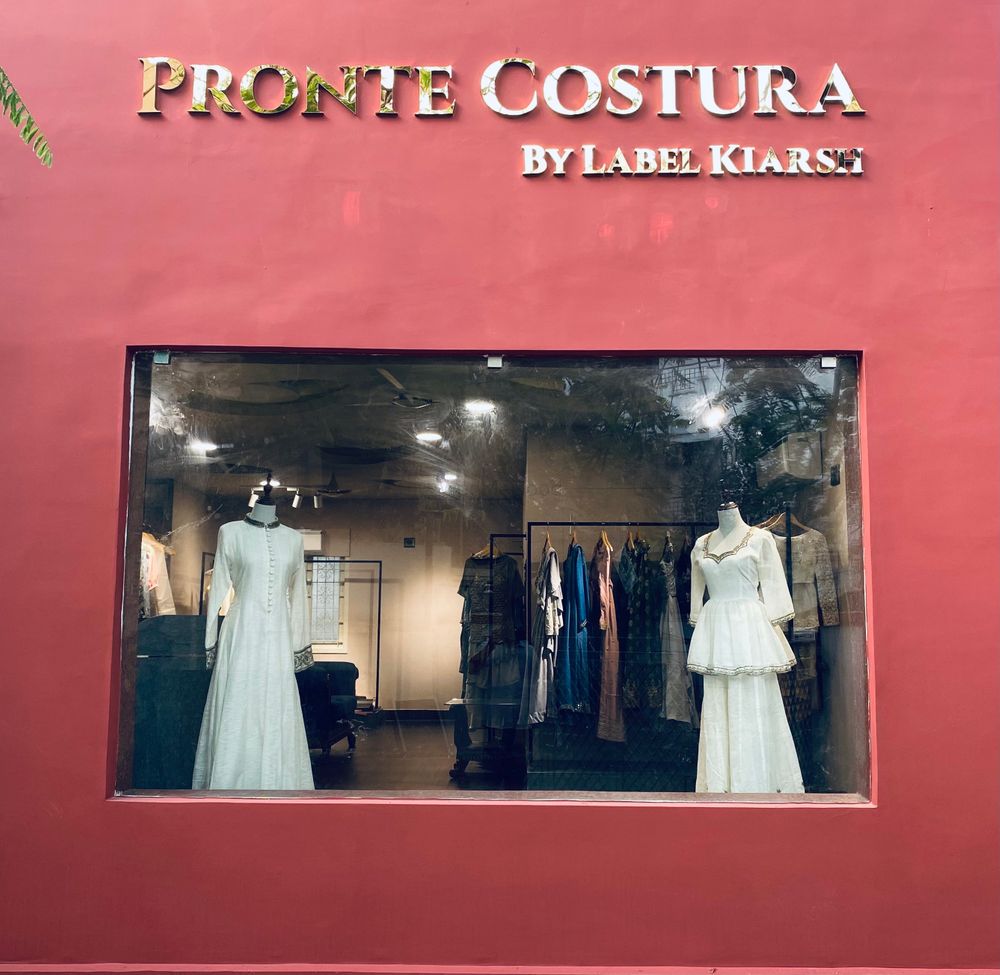 Photo By Pronte Costura by Label Kiarsh - Bridal Wear