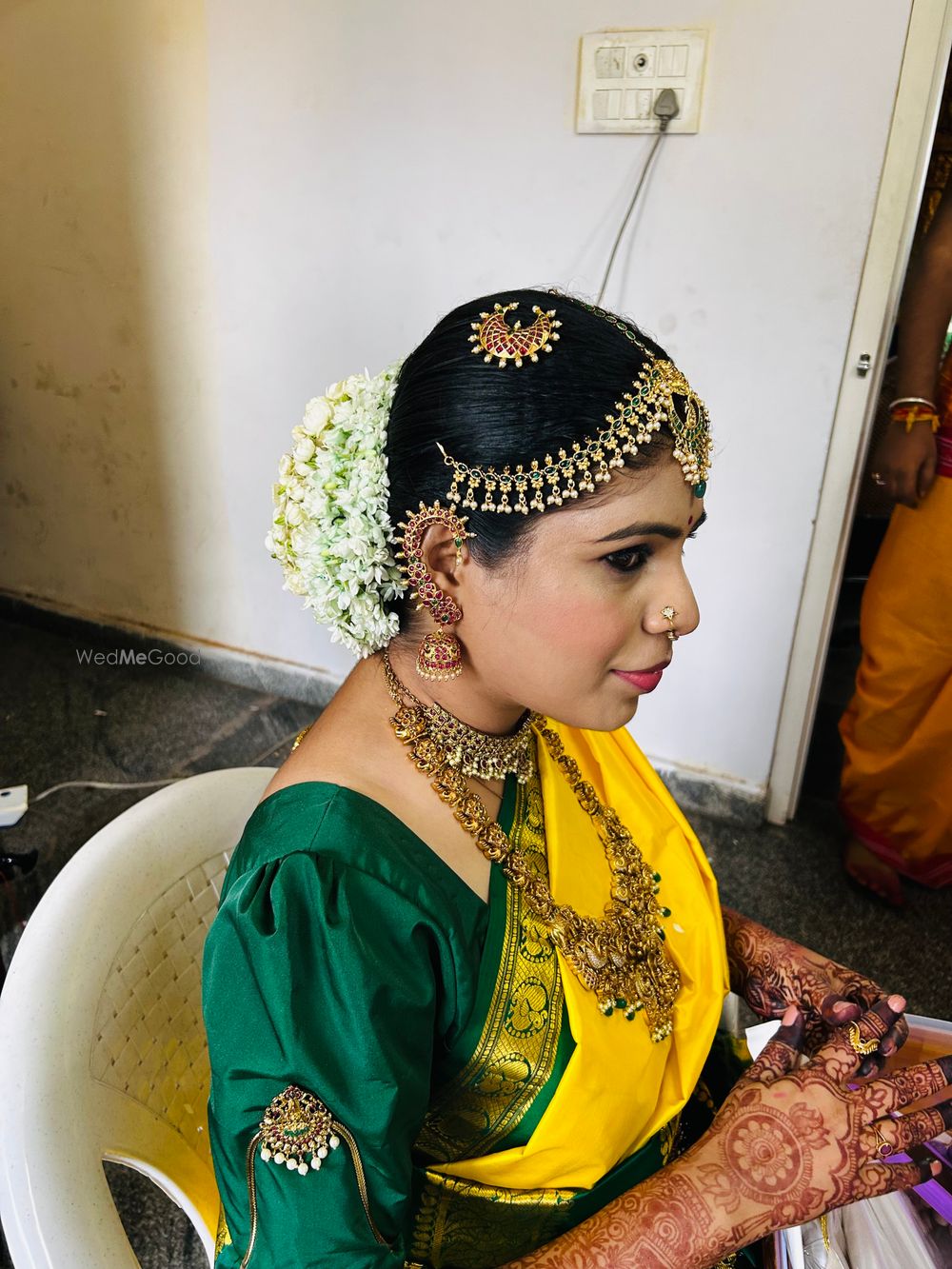 Photo By Makeover by Tanvi - Bridal Makeup Artists