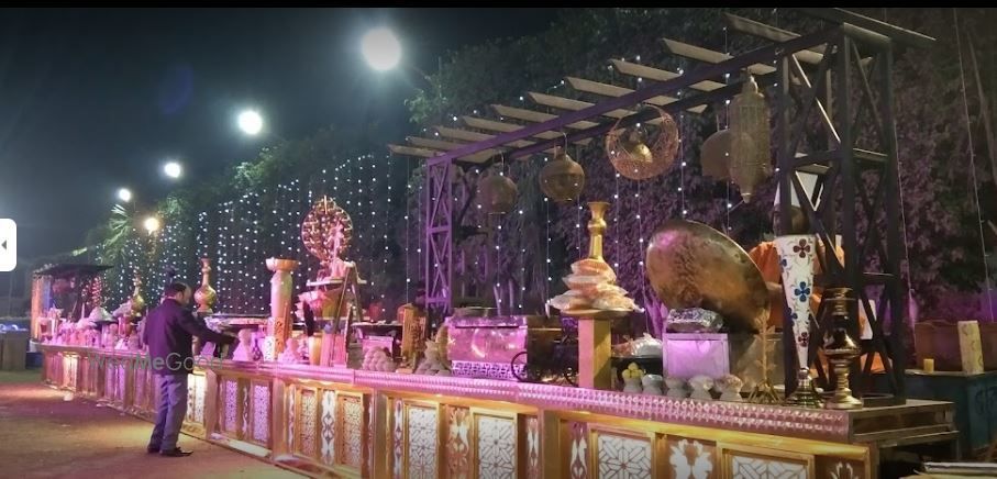 Photo By Milan Kendra - Venues