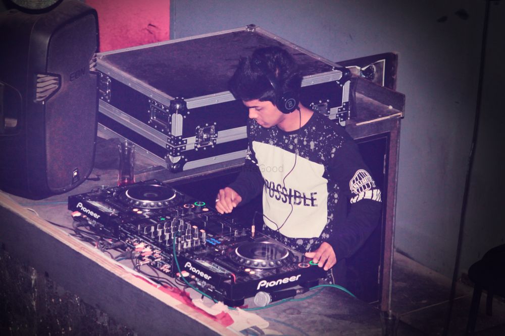 Photo By Iyaz Khan - DJs