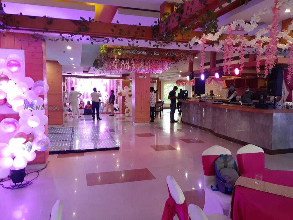 Photo By Crossroads Banquet - Venues