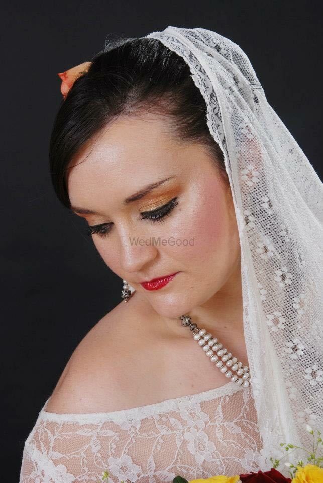 Photo By POP STUDIO SALON - Bridal Makeup