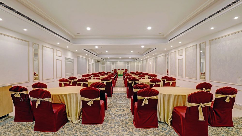 Pearl Regency by Vashishtha Hotel
