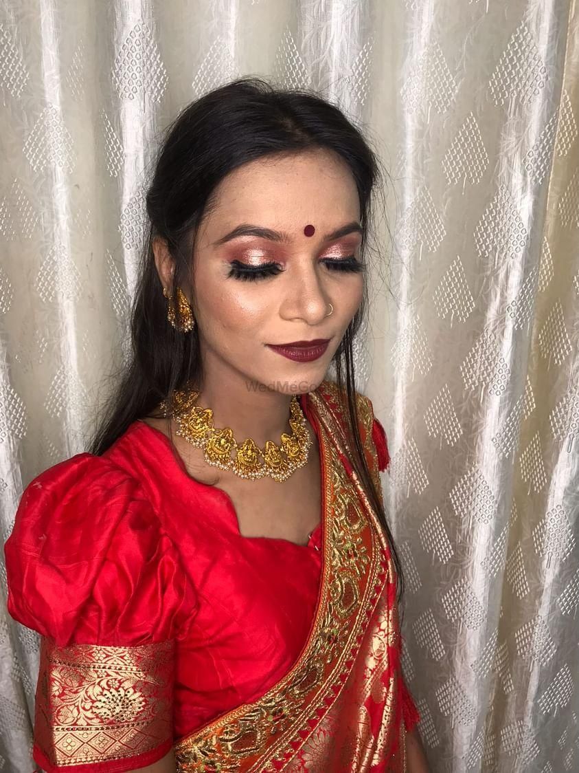Photo By Krati Gupta Makeovers - Bridal Makeup