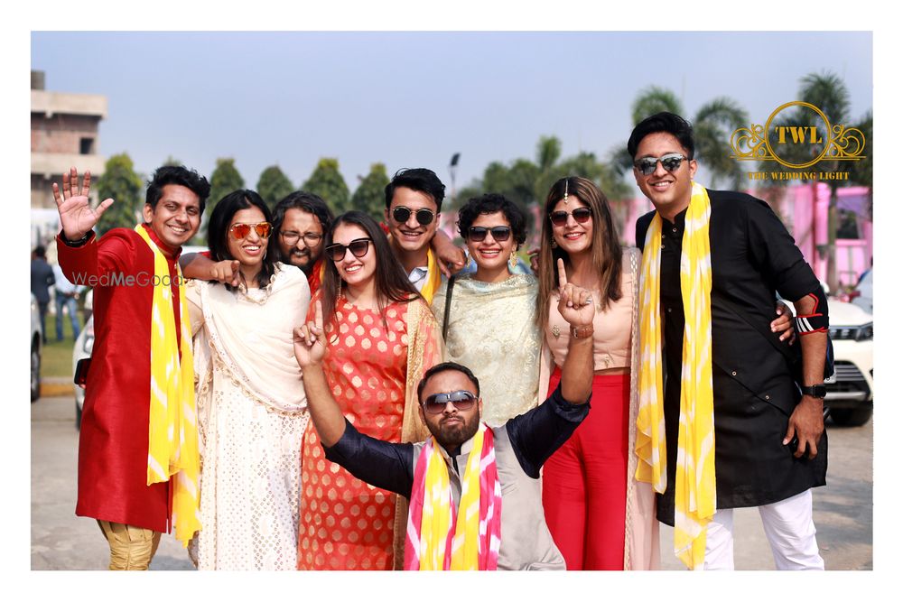 Photo By The Wedding Light - Photographers