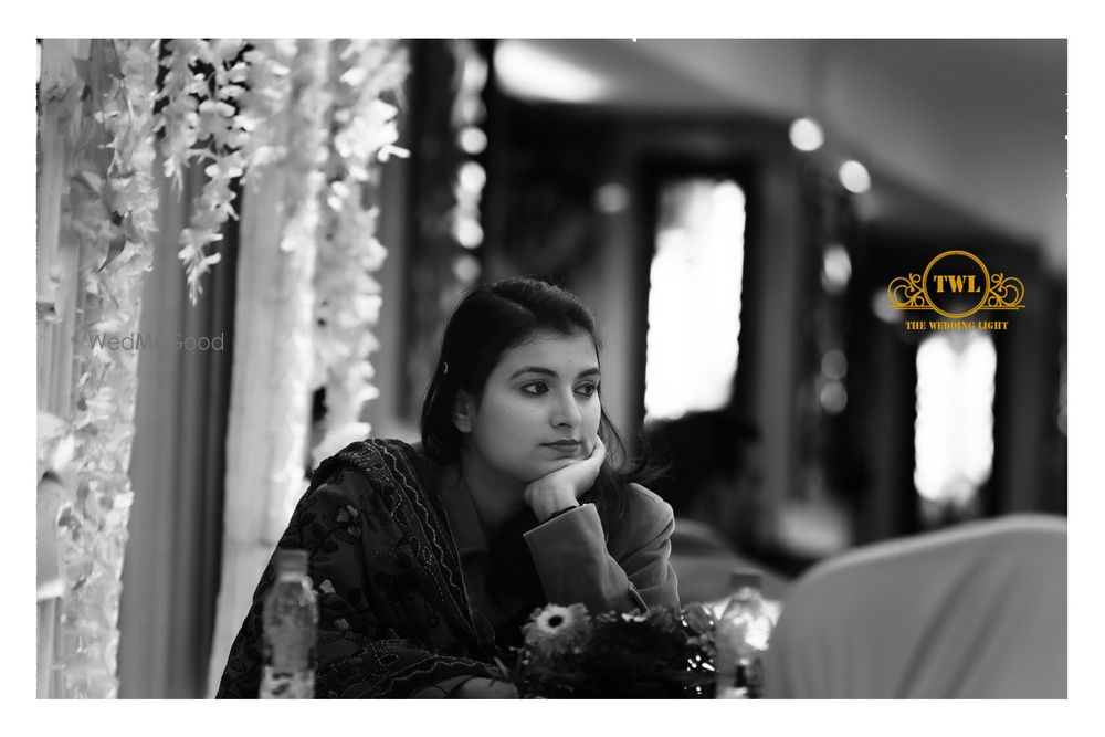 Photo By The Wedding Light - Photographers