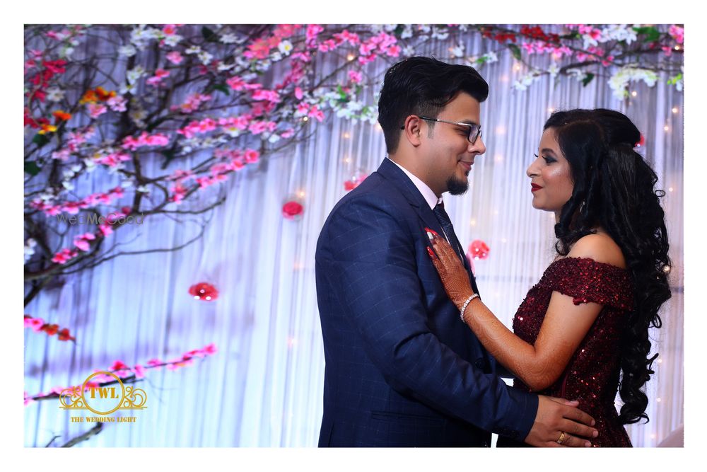 Photo By The Wedding Light - Photographers