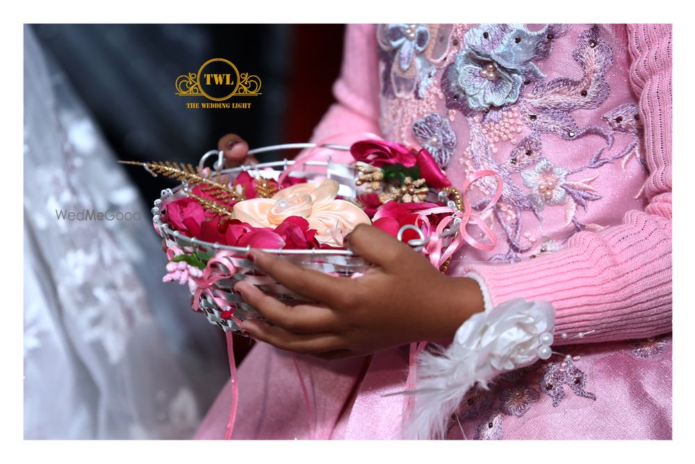 Photo By The Wedding Light - Photographers