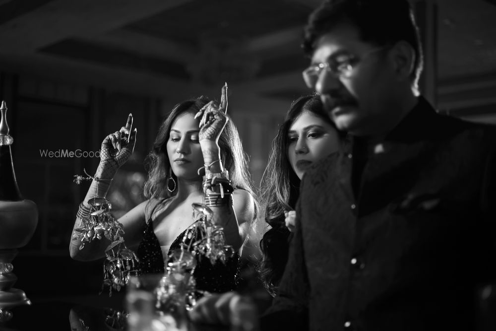 Photo By Classy Clicks Photography - Photographers