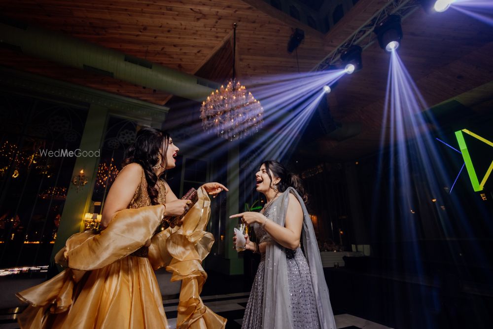 Photo By Classy Clicks Photography - Photographers