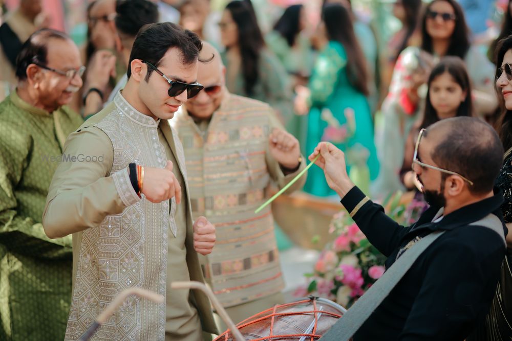 Photo By Classy Clicks Photography - Photographers