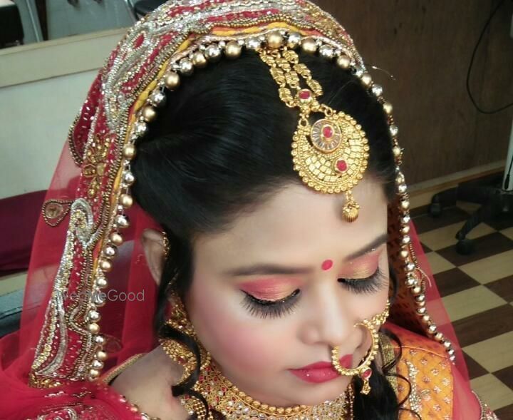 Charmis Ladies Beauty Salon and Makeup Studio