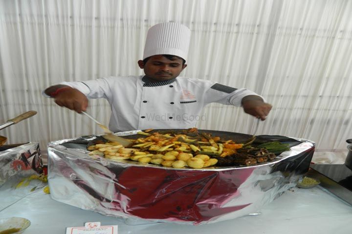Photo By Abhiruchi Vegetarian Caterers - Catering Services