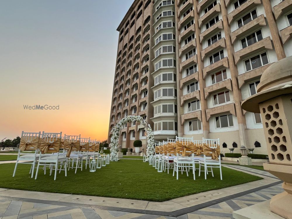 Photo By Taj Mahal, New Delhi - Venues