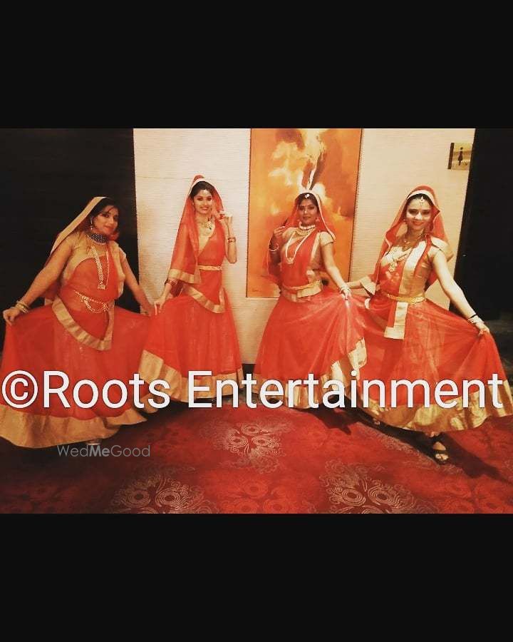 Photo By Roots Entertainment Pune - Sangeet Choreographer