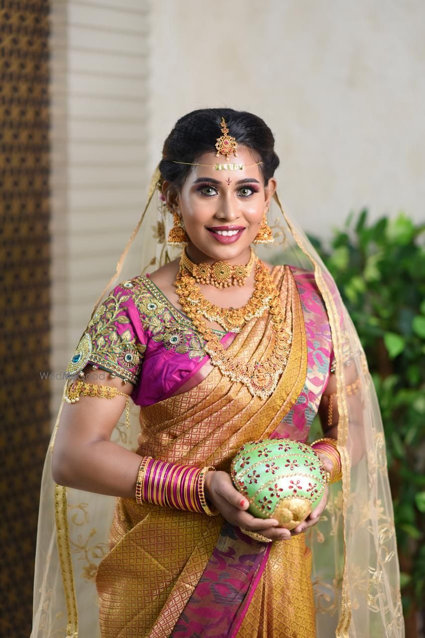 Photo By Nihu Makeovers - Bridal Makeup Artists