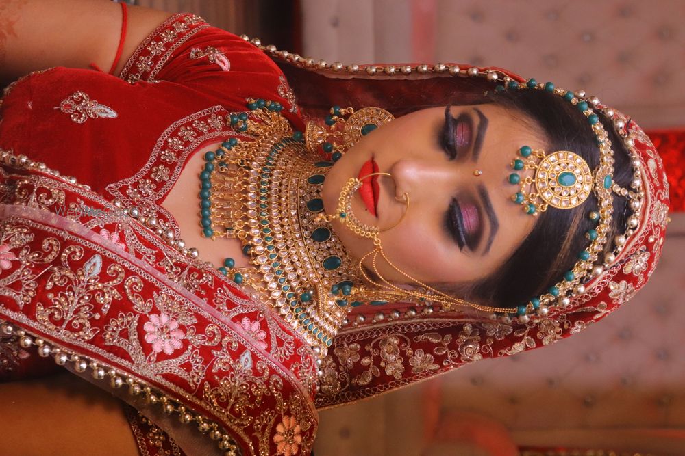 Photo By Glamroost Production - Photographers