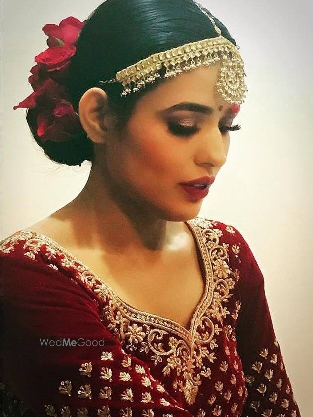 Photo By Charmi Thakral - Bridal Makeup