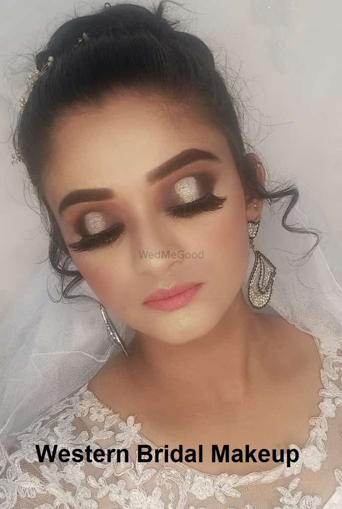 Photo By LN Makeovers - Bridal Makeup