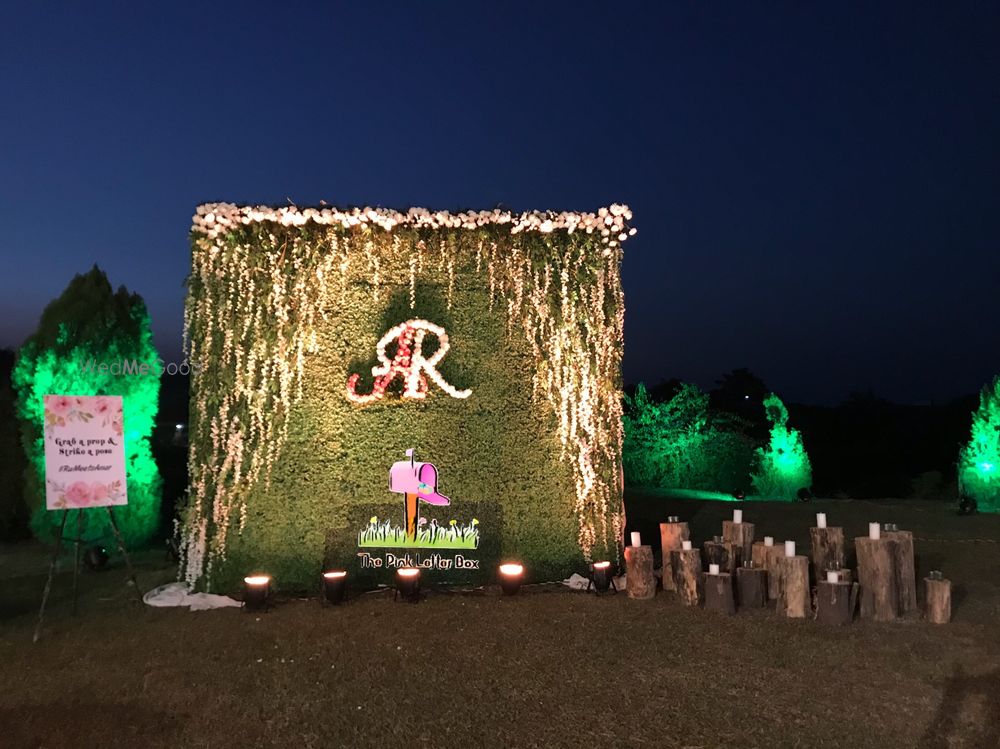 Photo By The Pink Letter Box - Decorators