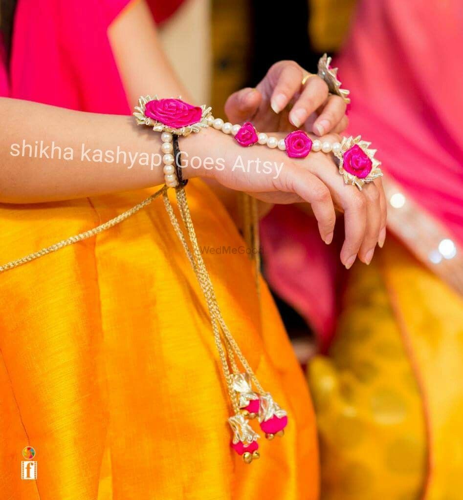 Photo By Shikha Kashyap Goes Artsy - Jewellery