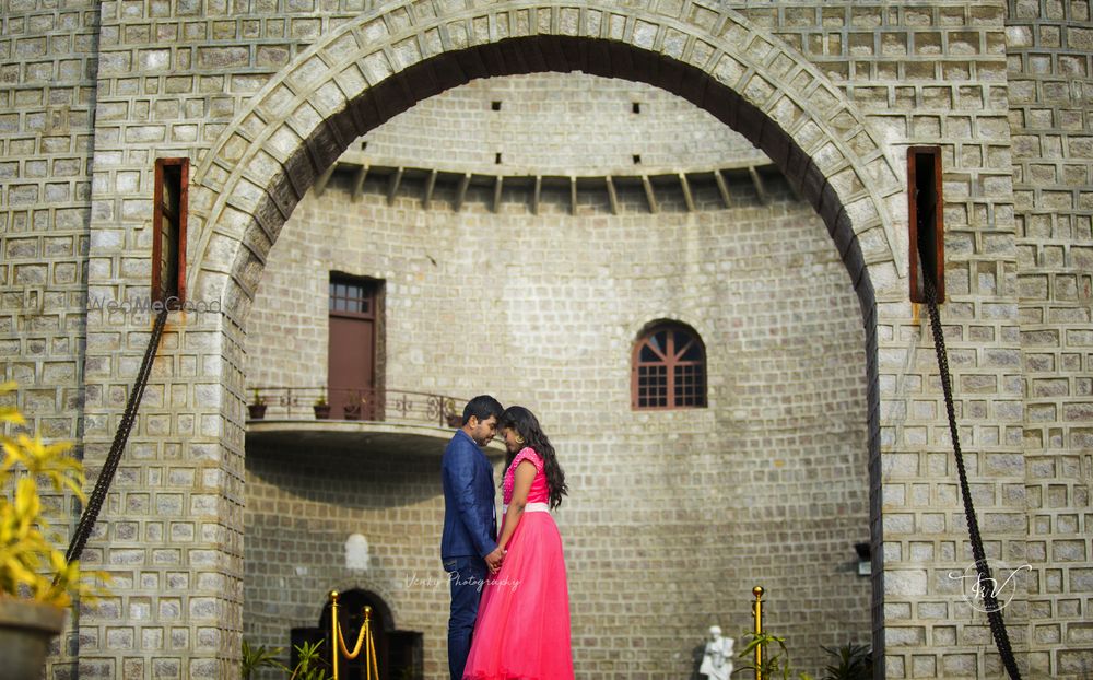 Photo By Venky Photography - Photographers