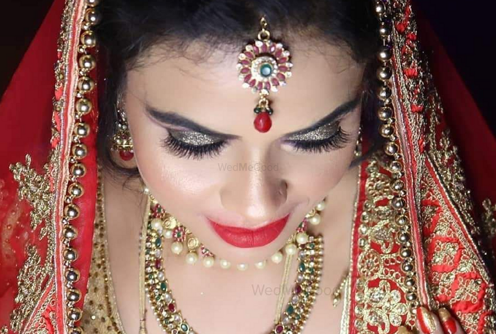 Makeup by Saniya Ansari
