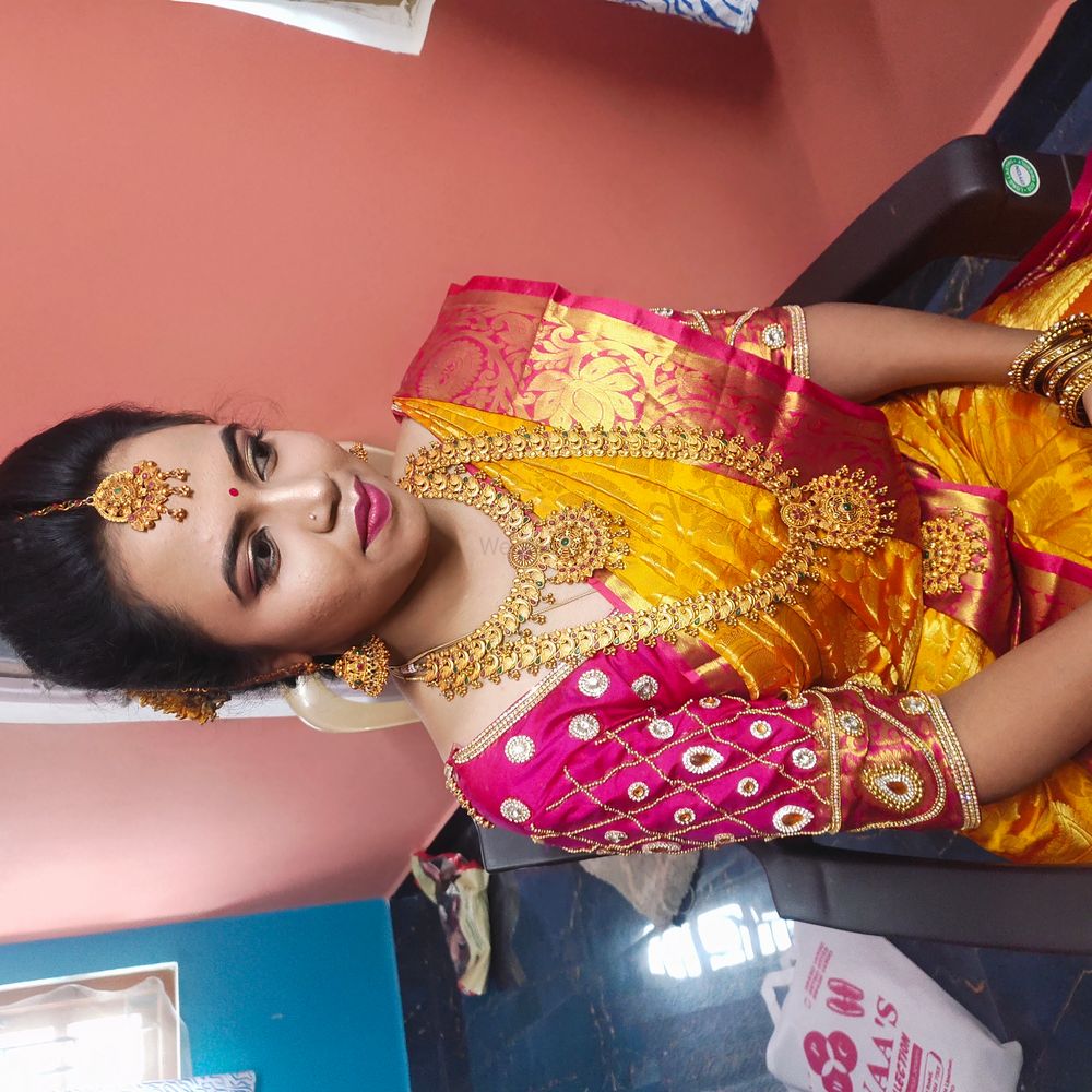 Photo By Shriya's Bridals - Bridal Makeup