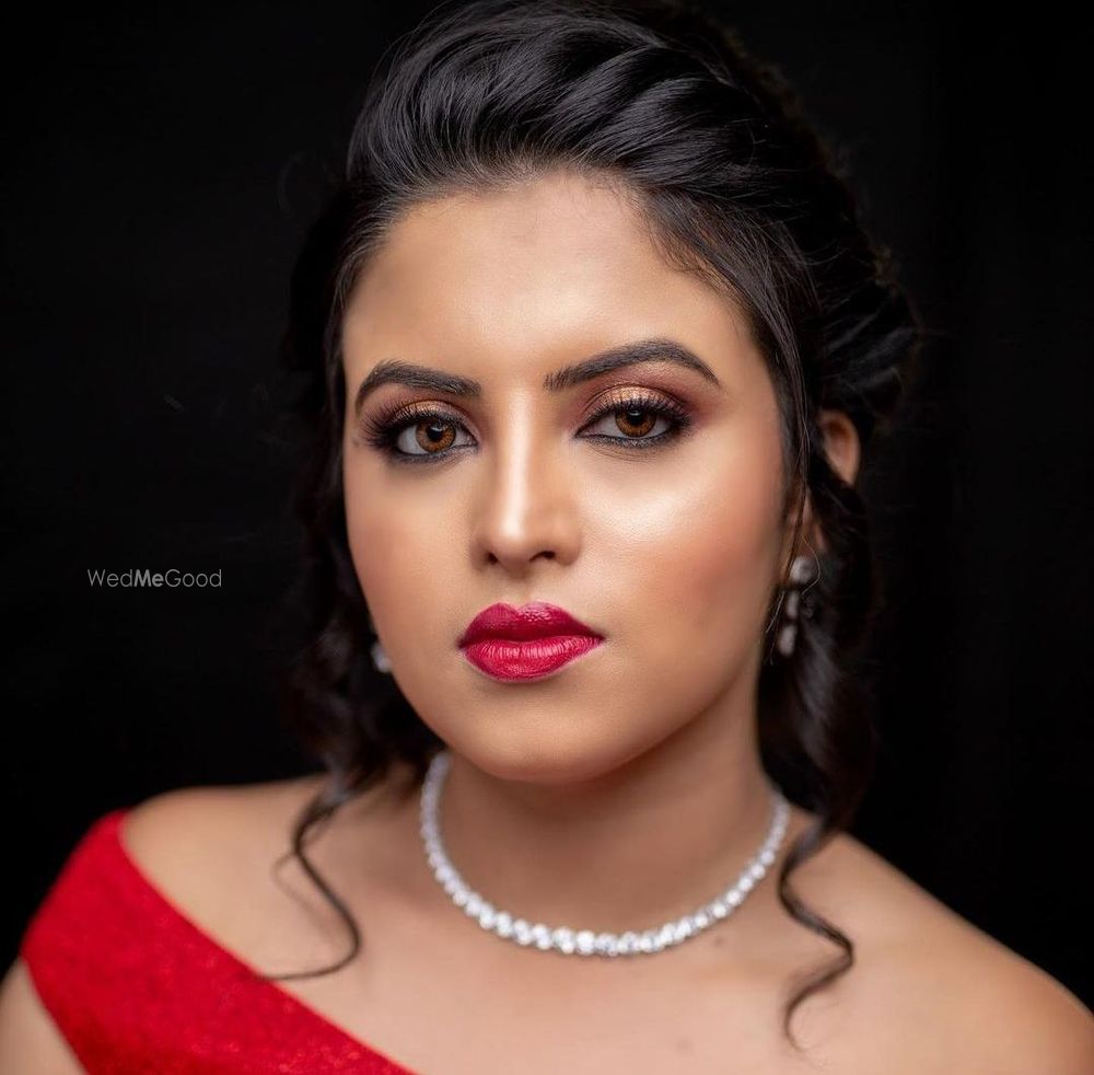 Photo By The Mayfly Makeovers - Bridal Makeup