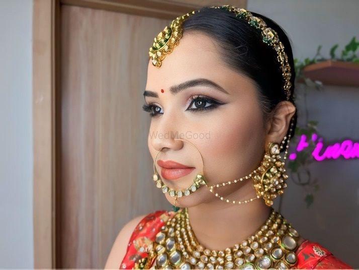 Photo By Himani Chhabra - Bridal Makeup