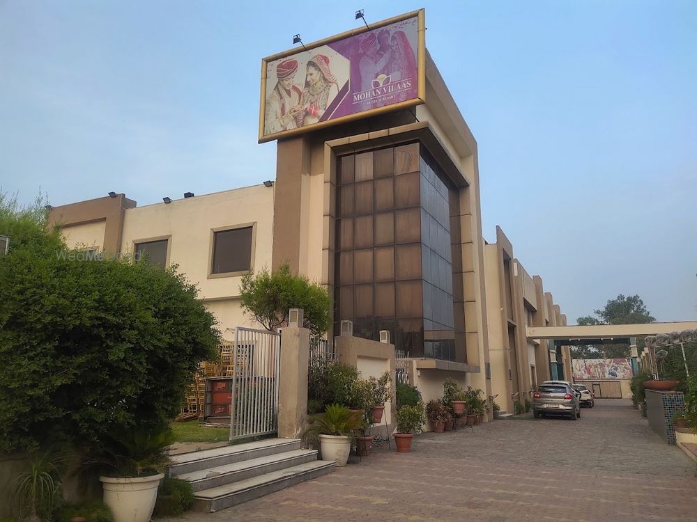 Photo By Mohan Vilaas - Venues