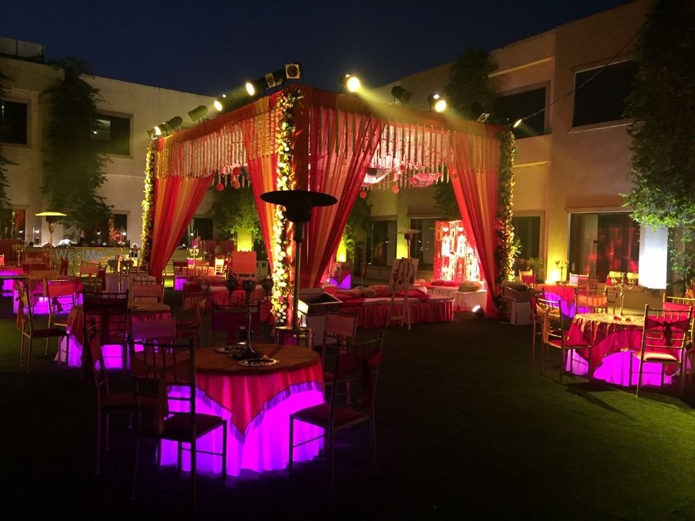 Photo By Mohan Vilaas - Venues