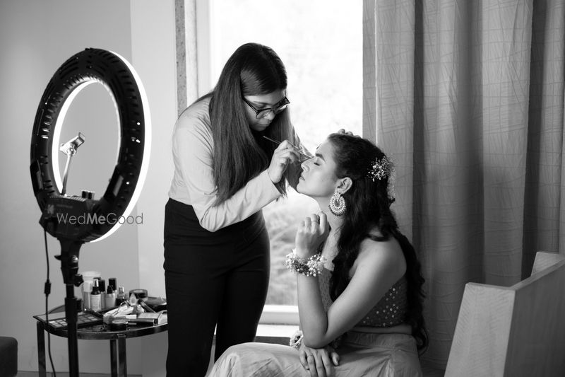 Photo By Makeup by Rishika - Bridal Makeup