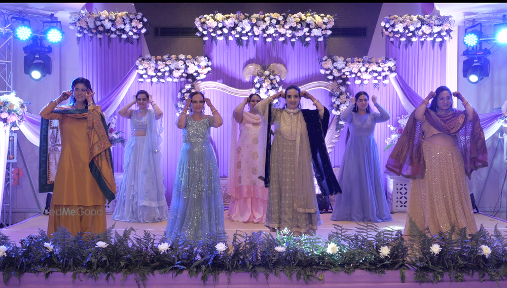 Photo By Wedding Choreography by Yashasvi - Sangeet Choreographer