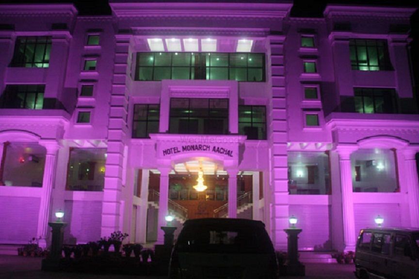 Hotel Monarch Aachal