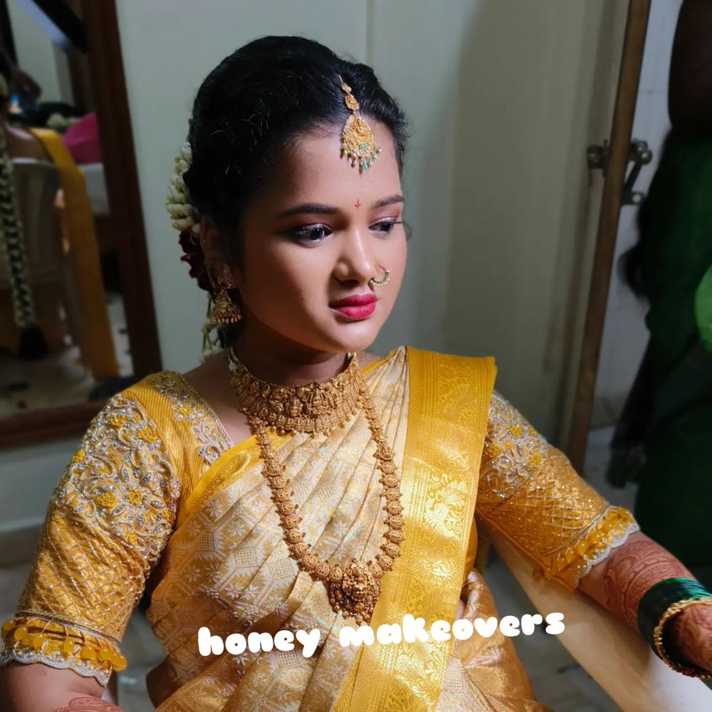 Photo By Honey Makeovers - Bridal Makeup