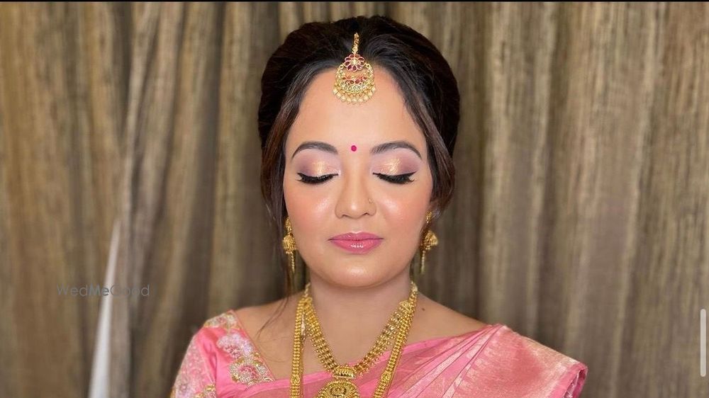 Makeup by Harsha Panjwani
