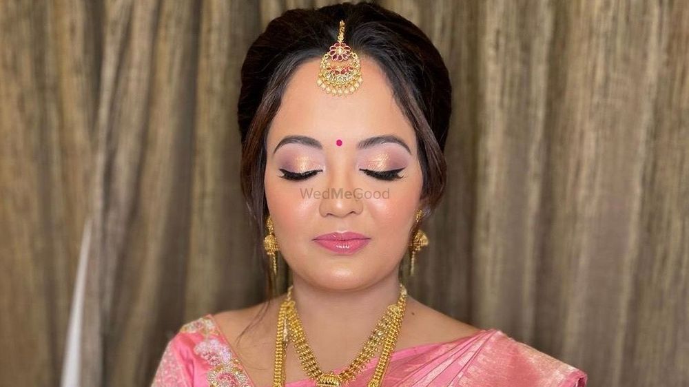 Makeup by Harsha Panjwani
