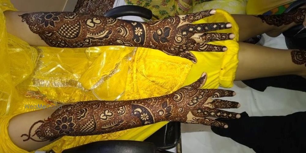 Mehendi Artist Saumya