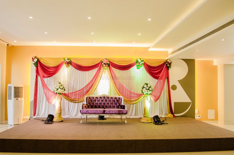 Photo By Hotel Ambience Executive - Venues