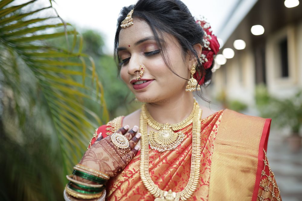 Photo By Aditi's Makeovers - Bridal Makeup