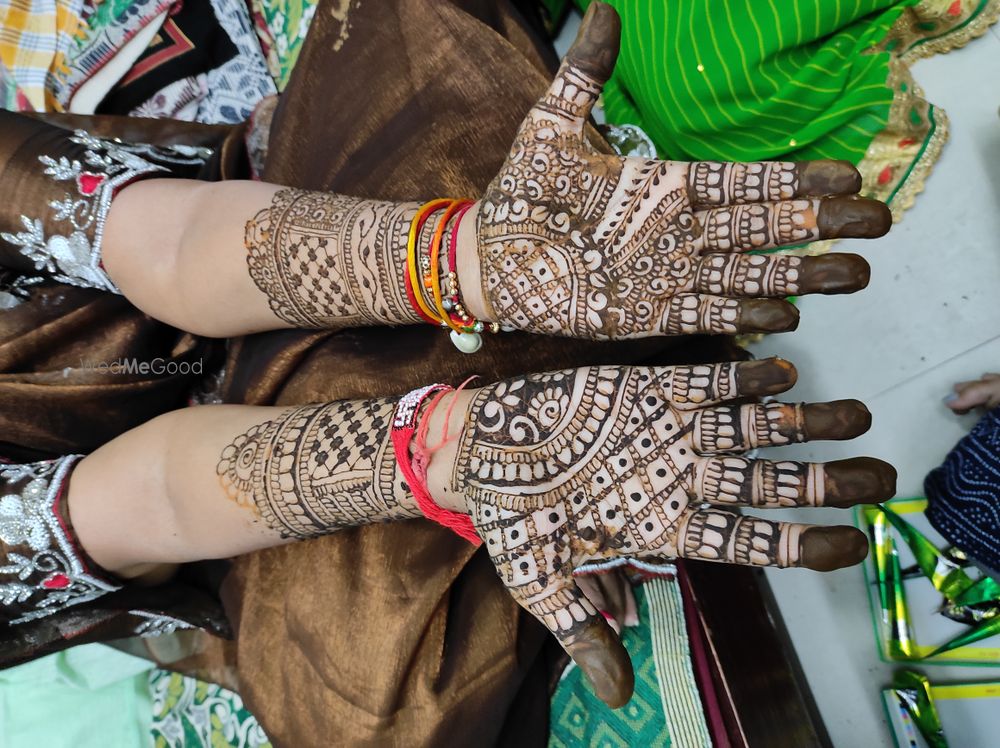 Photo By Blossoms Style Makers - Mehendi Artists