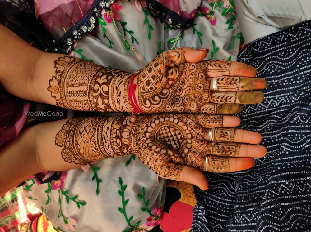 Photo By Blossoms Style Makers - Mehendi Artists