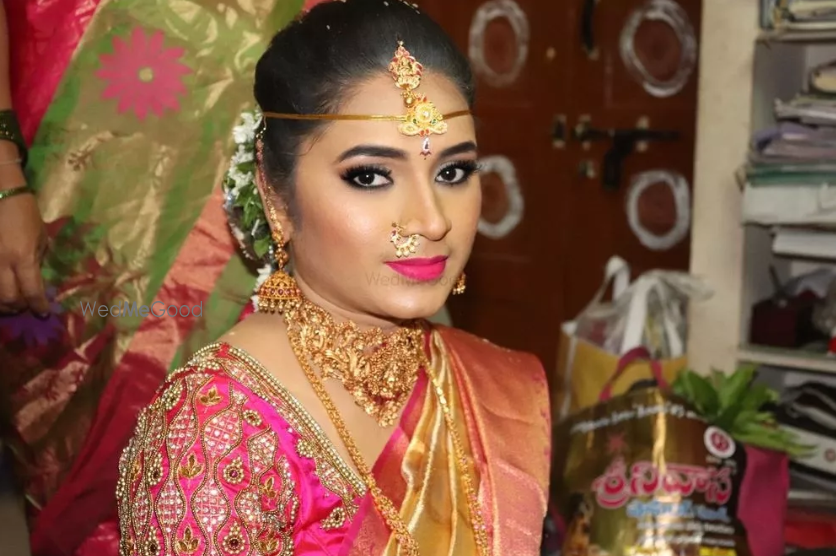 Photo By Vimala Reddy Makeovers - Bridal Makeup