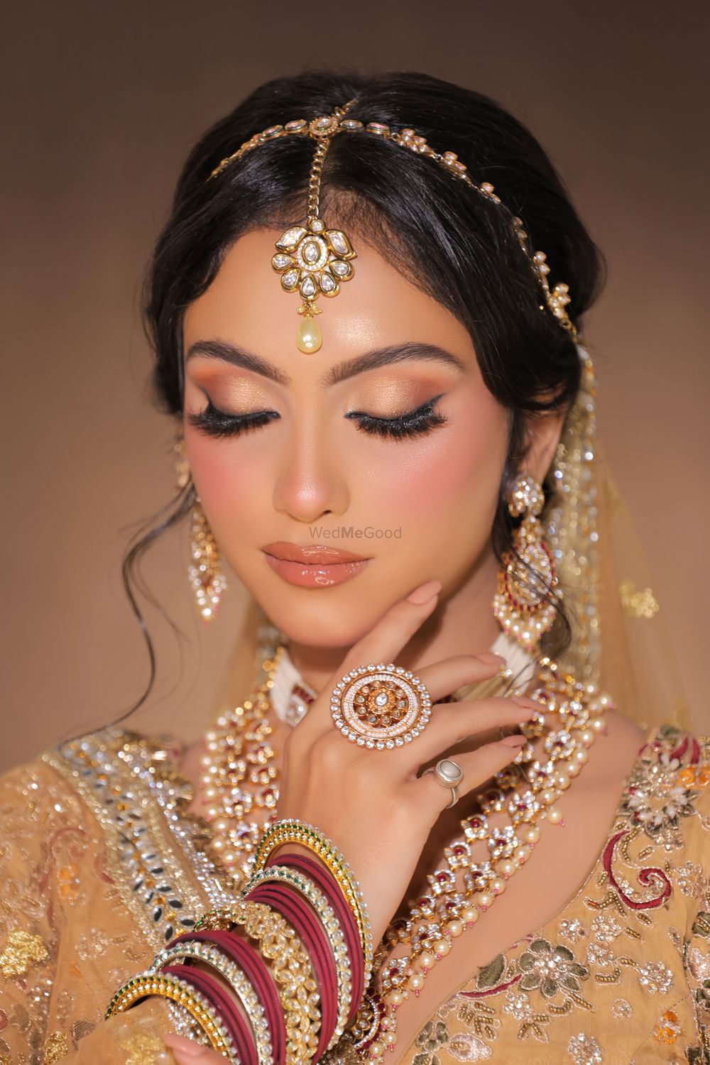 Photo By Meenakshi Dutt Makeovers - Bridal Makeup