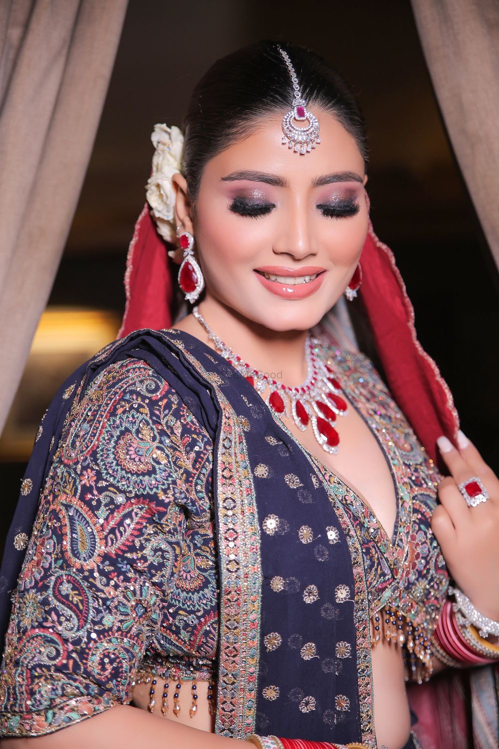 Photo By Meenakshi Dutt Makeovers - Bridal Makeup