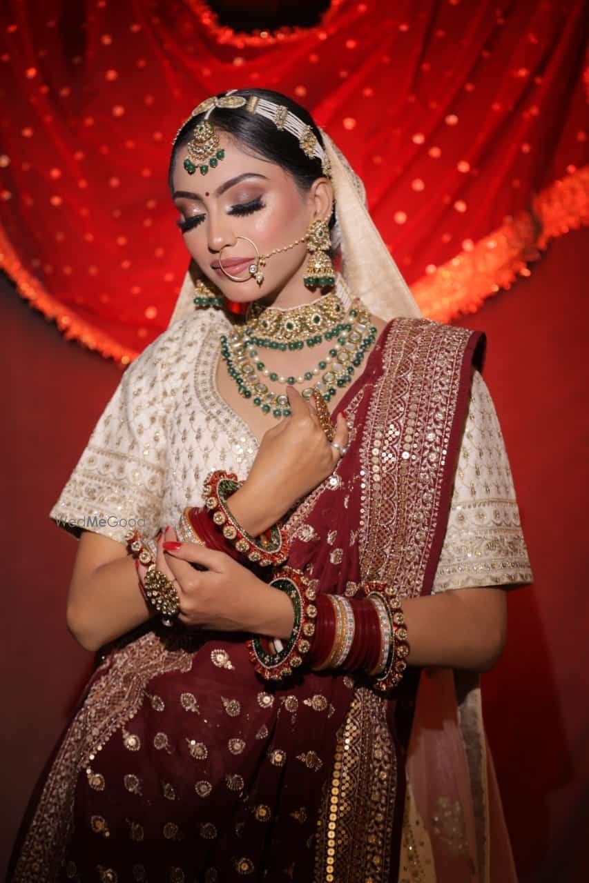 Photo By Meenakshi Dutt Makeovers - Bridal Makeup