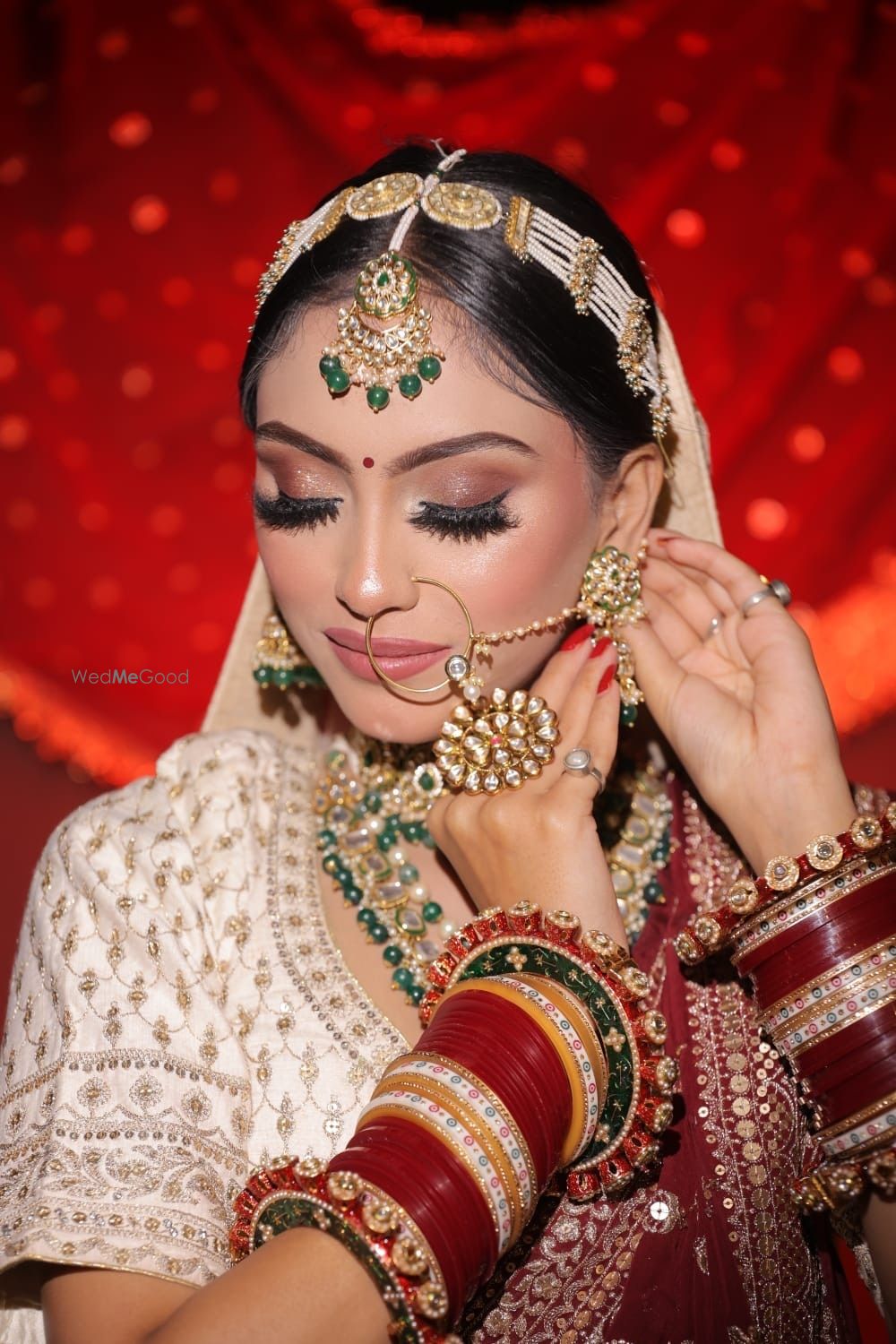 Photo By Meenakshi Dutt Makeovers - Bridal Makeup