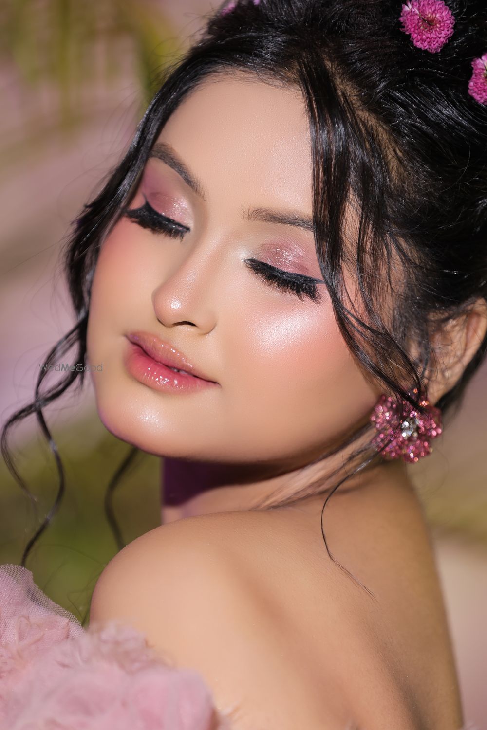 Photo By Meenakshi Dutt Makeovers - Bridal Makeup Artists