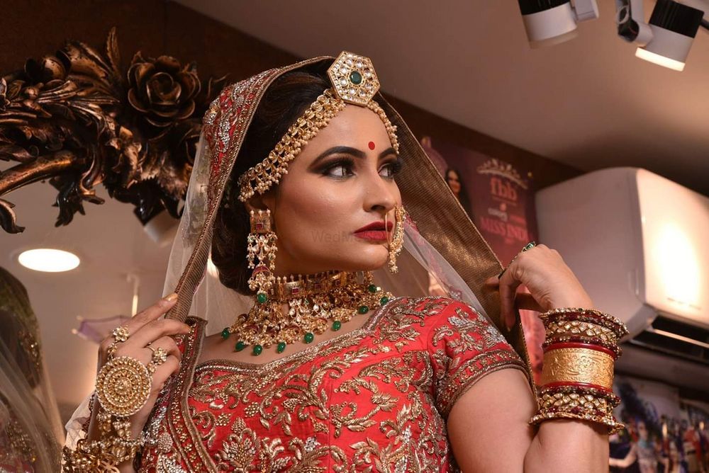 Photo By Archana Thakkar Bridal Studio - Bridal Makeup